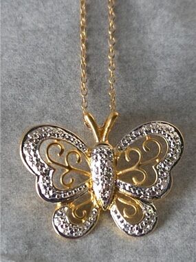 VTG 1990's/2000's VERMEIL BUTTERFLY NECKLACE - FINE JEWELRY STERLING SILVER